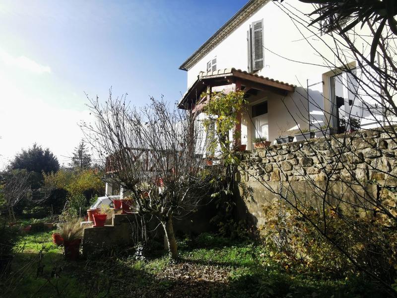 Maison de village - 266 m² - 6 pièces