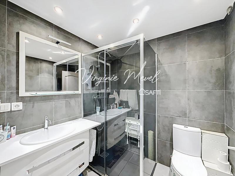 Appartement - 80 m² - 3 pièces