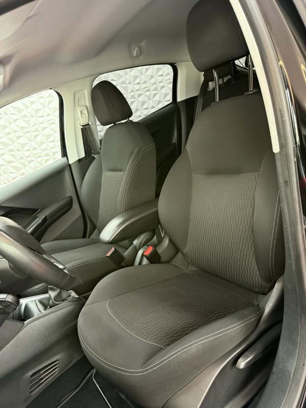 Peugeot 208 1.5 Blue HDi Bvm6 s&amp;S 100 Cv