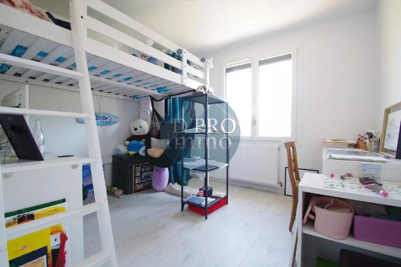 Maison - 104 m² - 6 pièces