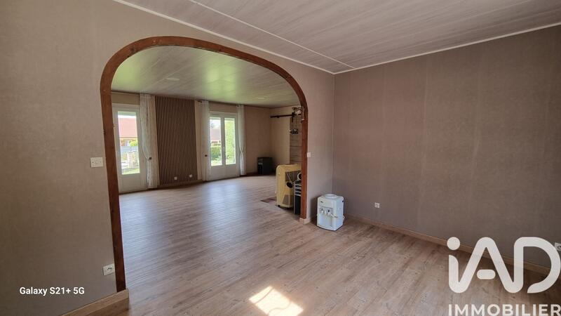 Maison - 192 m² - 9 pièces