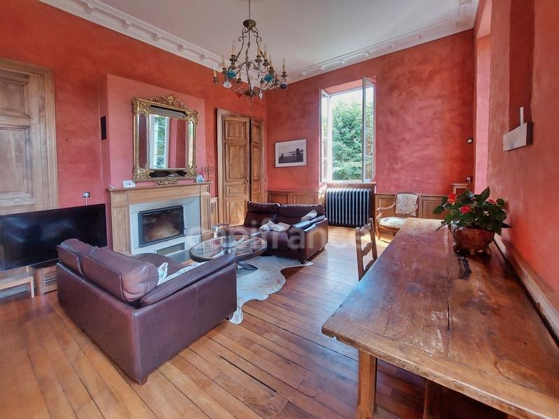 Maison bourgeoise - 539 m² - 14 pièces