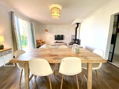 Maison - 96 m² - 5 pièces