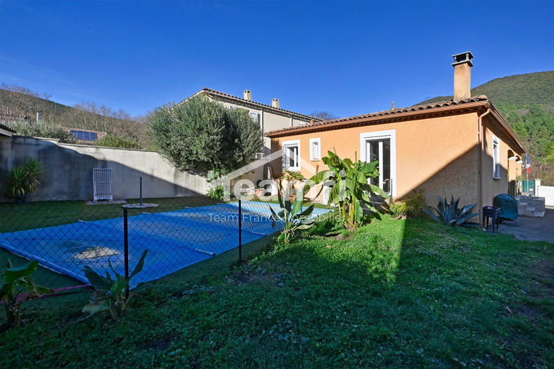 Maison - 115 m² - 4 pièces