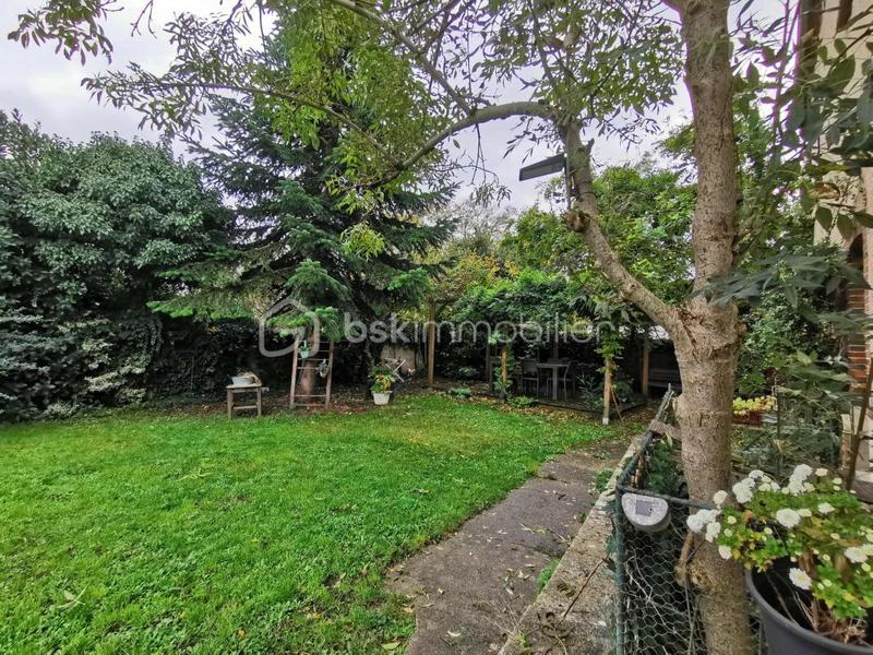 Maison - 212 m² - 7 pièces