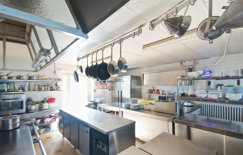 Fonds de commerce - 400 m²