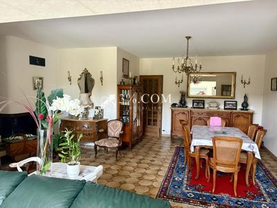 Villa - 142 m² - 5 pièces