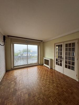 Maison traditionnelle - 132 m² - 6 pièces