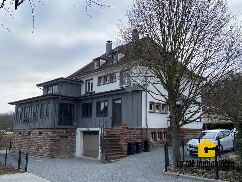 Immeuble - 291 m² - 11 pièces