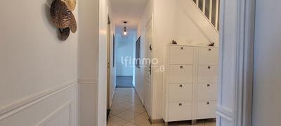 Maison - 177 m² - 8 pièces