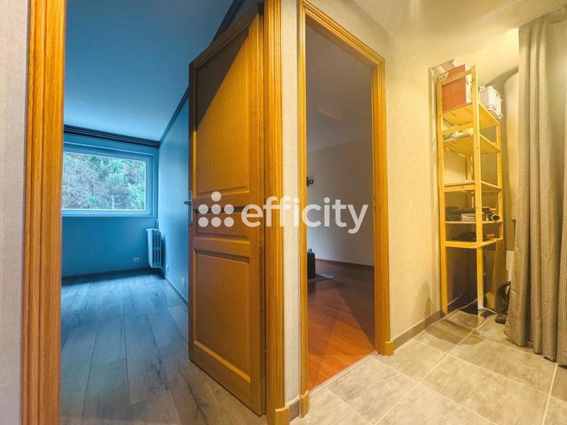 Appartement ancien - 110 m² - 5 pièces