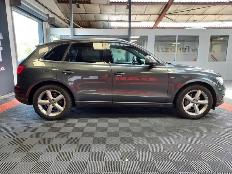 Audi Q5 2.0 Tdi 150 Ch s-Line - Garantie 6 Mois Carslift
