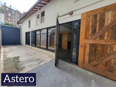 Local commercial - 264 m² - 5 pièces