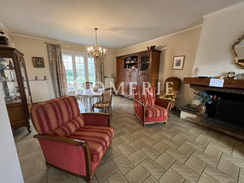 Maison - 172 m² - 8 pièces