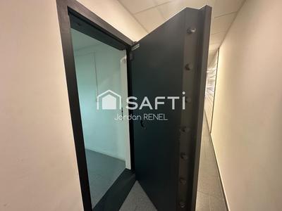 Local commercial - 138 m² - 3 pièces