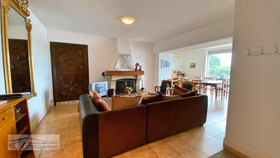 Maison - 166 m² - 7 pièces