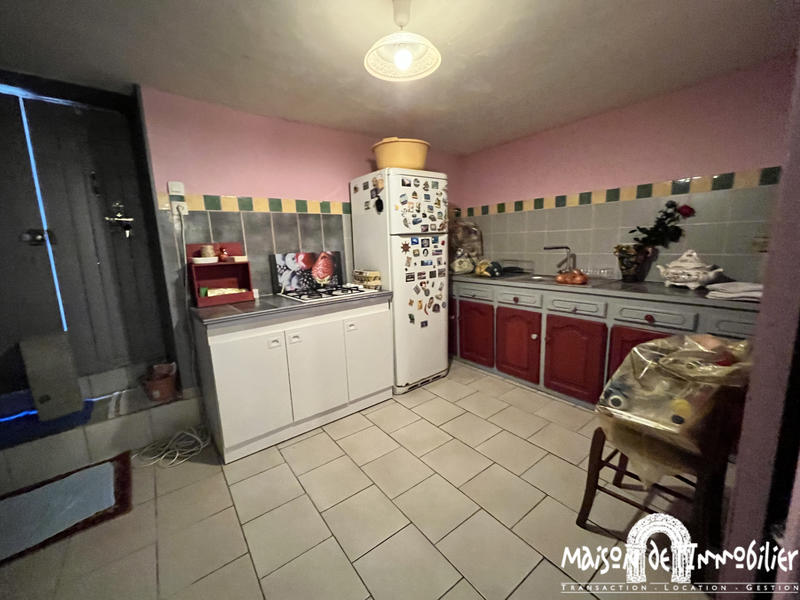 Maison - 210 m² - 6 pièces