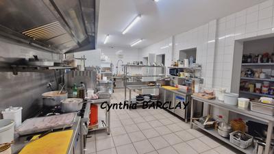 Fonds de commerce - 210 m²