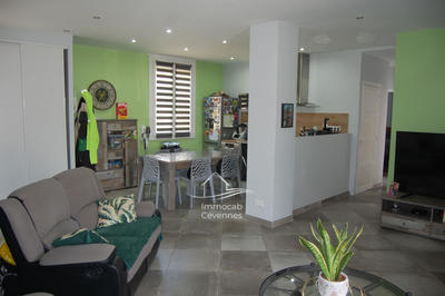 Villa - 97 m² - 4 pièces