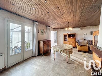 Maison - 99 m² - 4 pièces