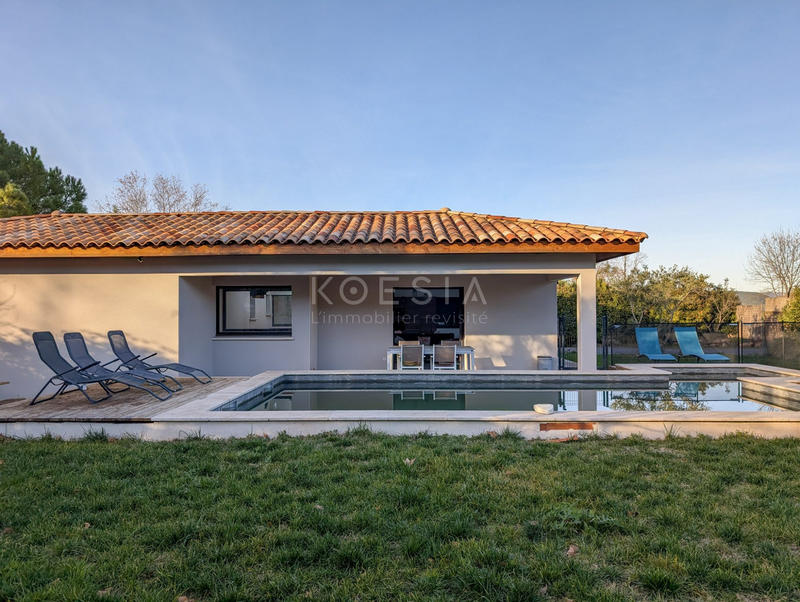 Maison - 120 m² - 5 pièces