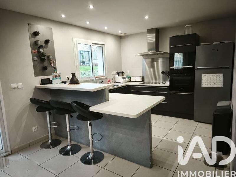 Maison - 121 m² - 5 pièces