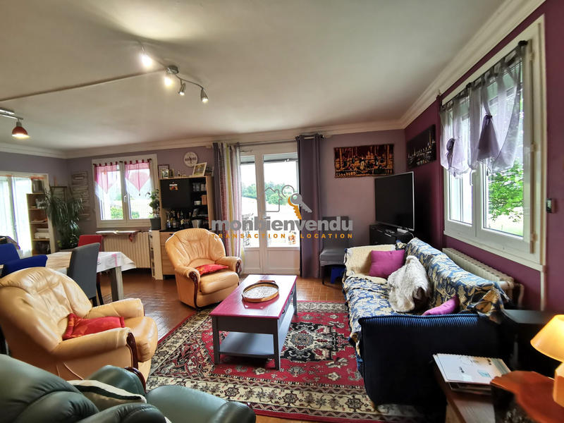 Maison traditionnelle - 142 m² - 6 pièces