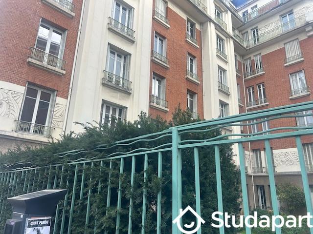 Chambre - 11 m² - 1 pièce