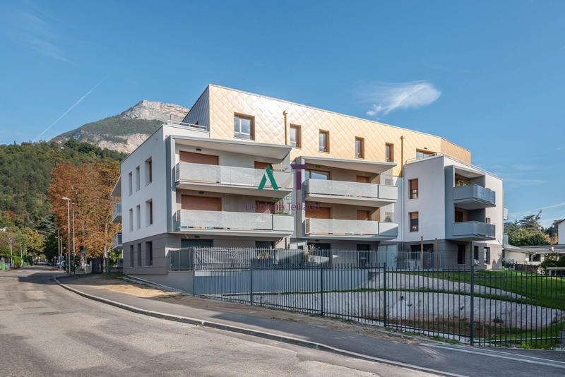 Appartement - 91 m² - 4 pièces