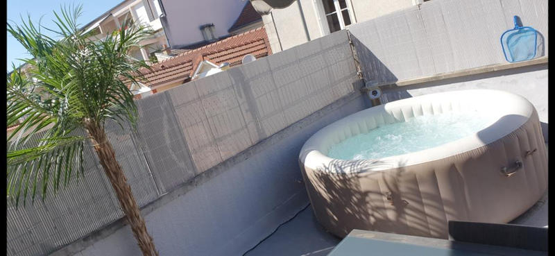 Appartement - 90 m² - 4 pièces