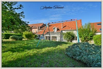 Maison de village - 270 m² - 8 pièces