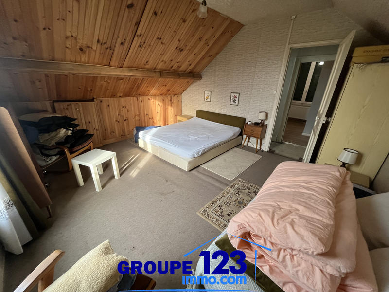 Maison - 102 m² - 5 pièces