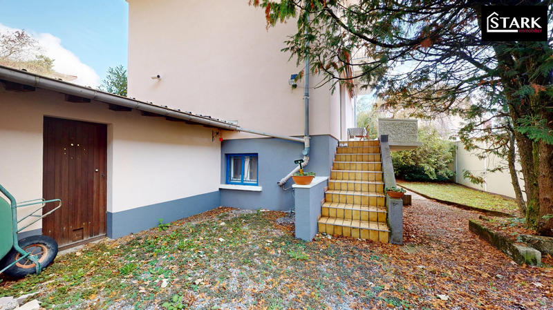 Maison - 170 m² - 7 pièces
