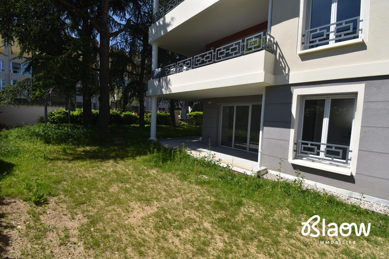 Appartement - 100 m² - 4 pièces