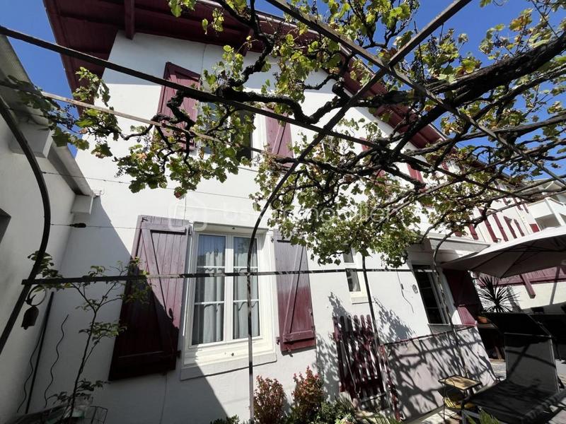 Villa - 174 m² - 7 pièces