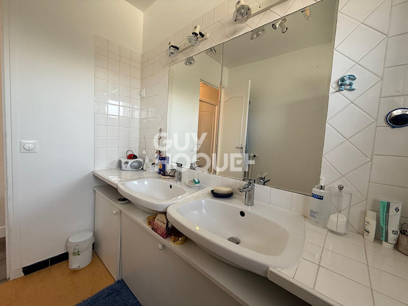 Maison - 145 m² - 6 pièces