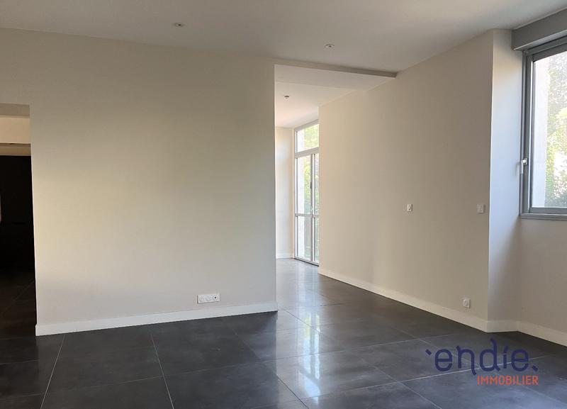 Appartement - 149 m² - 6 pièces