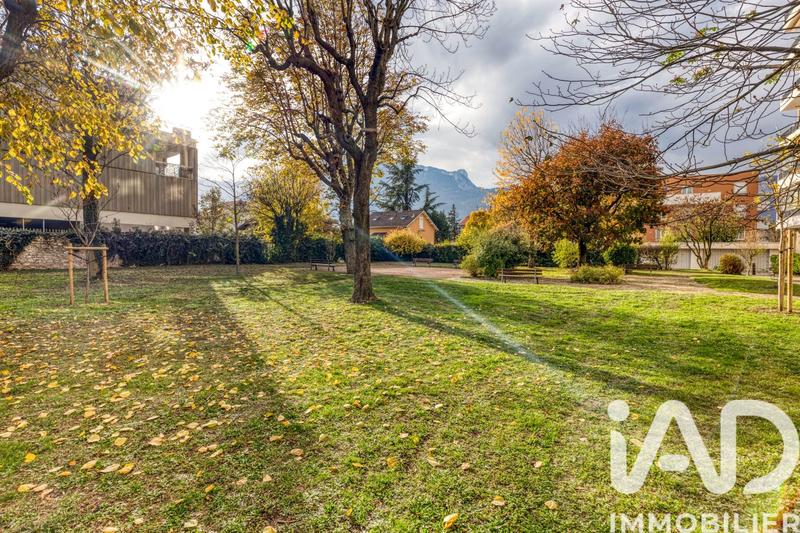 Appartement - 77 m² - 3 pièces