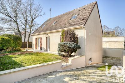 Maison - 105 m² - 5 pièces