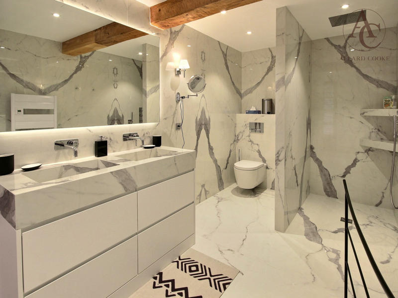 Châlet - 585 m² - 11 pièces