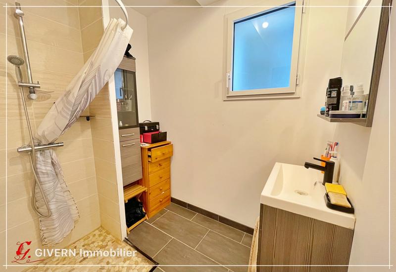 Maison - 102 m² - 6 pièces