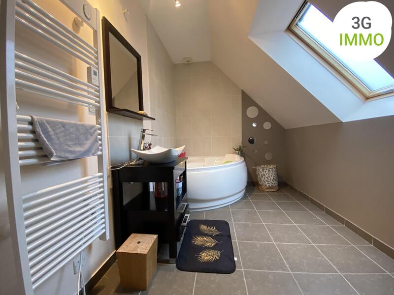 Maison - 103 m² - 6 pièces