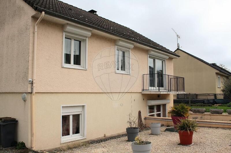 Maison - 153 m² - 7 pièces