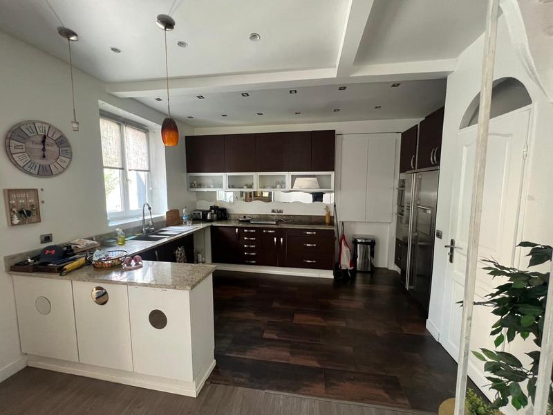 Maison - 150 m² - 5 pièces