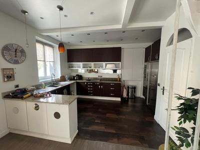 Maison - 150 m² - 5 pièces