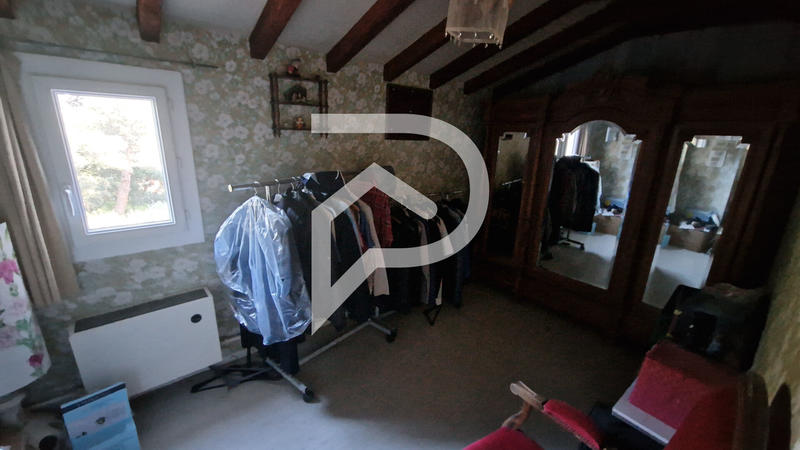 Maison - 152 m² - 7 pièces