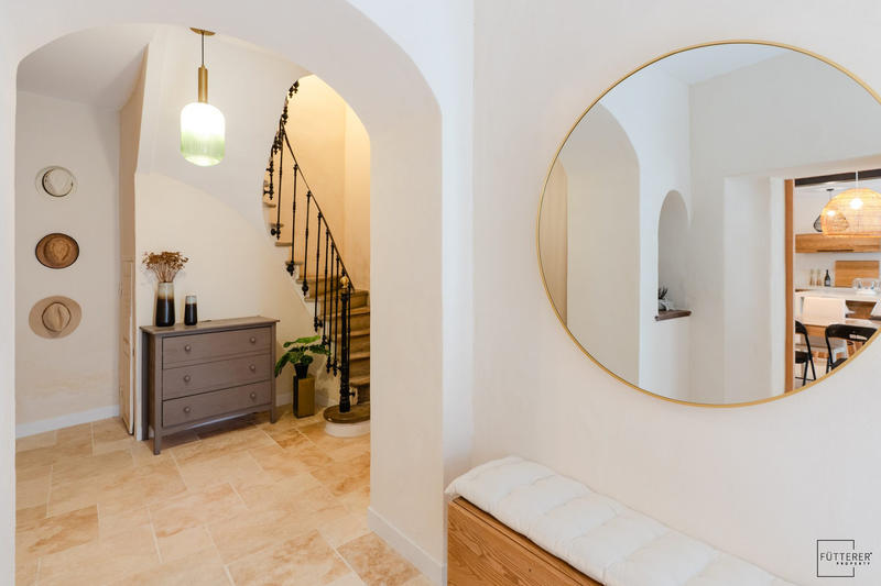 Villa - 220 m² - 6 pièces