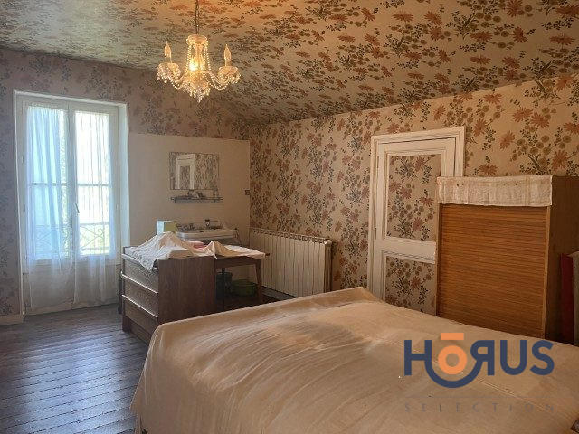 Viager - Maison - 165 m² - 6 pièces