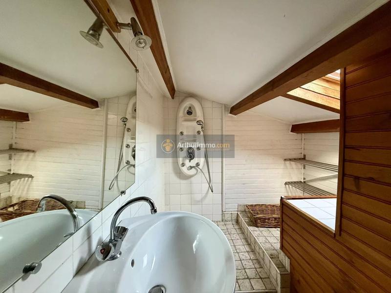 Appartement - 146 m² - 3 pièces