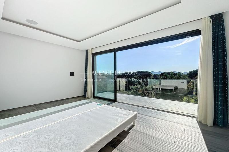 Maison - 155 m² - 5 pièces